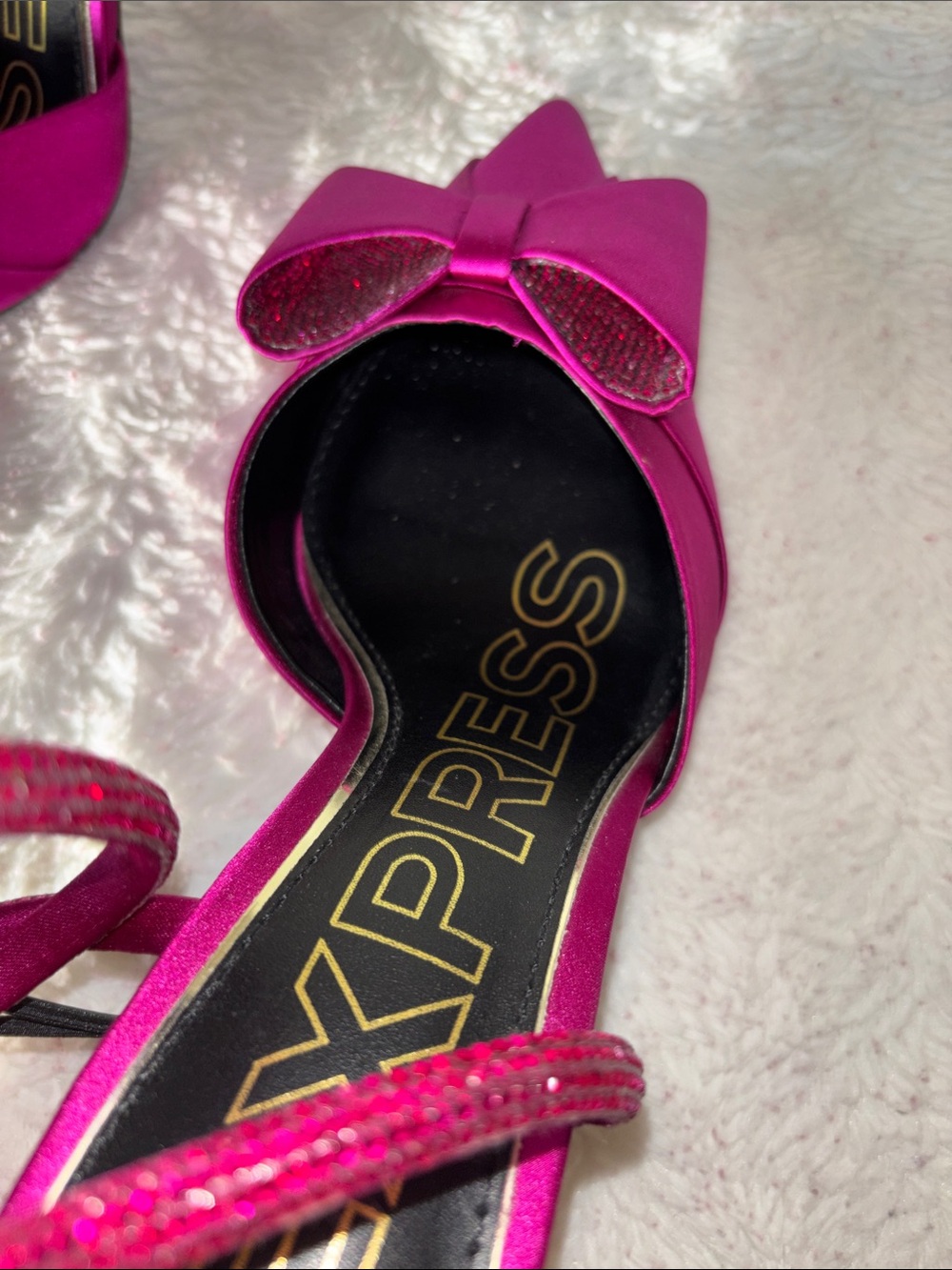 Missing one bling Express Women's Magenta Satin Pointed Toe Bow Slingback Heels - Picture 9 of 14